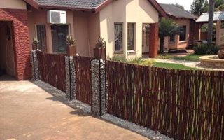 4 Bedroom House in Eldoraigne