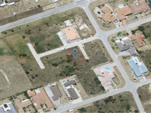 350 m² Land available in Kamma Park