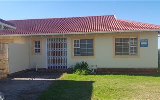 3 Bedroom Townhouse in Observation Hill