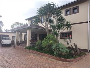 6 Bed House in Wierda Park