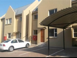 3 Bed Apartment in Southcrest