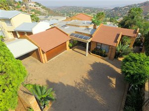 4 Bed House in Bassonia
