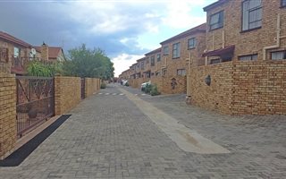 3 Bedroom Townhouse in Honeydew