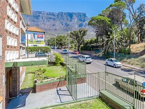 1 Bed Apartment in Gardens