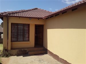2 Bed House in Cosmo City