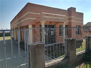 3 Bed House in Mohlakeng