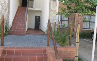 3 Bedroom Apartment in Kyalami Hills