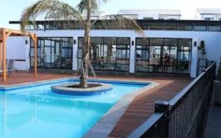 1 Bedroom Apartment in Parklands North