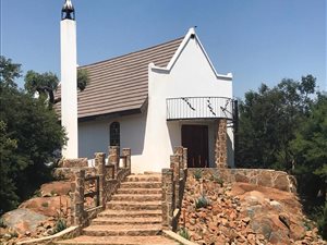 13.7 ha Farm in Dullstroom