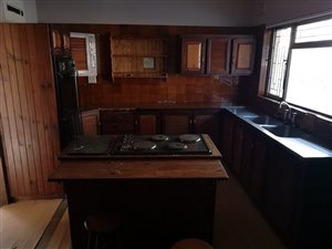 4 Bed House in Escombe