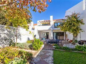 3 Bed Townhouse in Monte Sereno