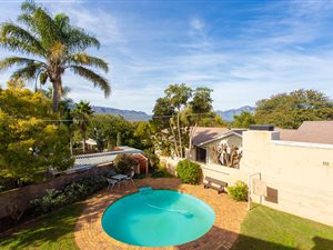 4 Bed House in Courtrai