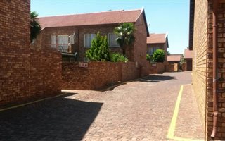 3 Bedroom Apartment in Hennopspark