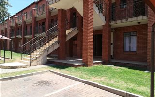 2 Bedroom Apartment in Akasia