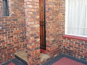 2 Bed Townhouse in Three Rivers
