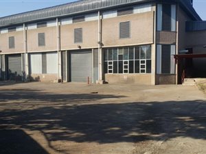 1282 m² Commercial space in New Germany