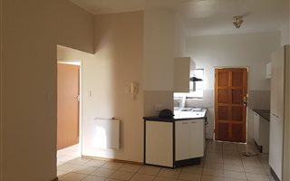 2 Bedroom Townhouse in Ruimsig
