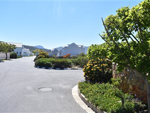 586 m² Land available in Westcliff