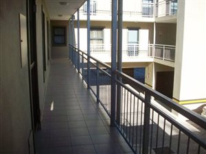 2 Bed Flat in Northern Paarl