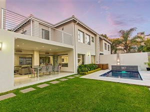4 Bed Cluster in Victoria