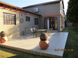 4 Bed House in Ninapark