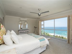 4 Bed House in Salt Rock