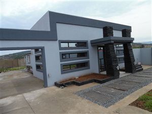 3 Bedroom House in Fernwood