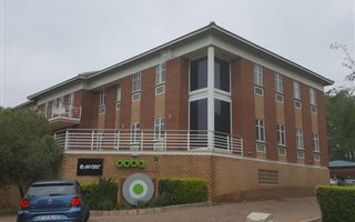 847 m² Commercial space in Fourways