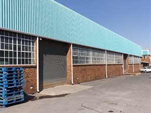 1050 m² Industrial space in Brakpan North