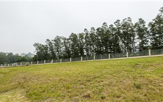 915 m² Land available in Mont Fleur Mountain Estate