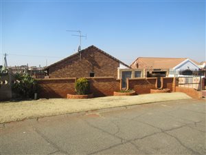 3 Bed House in Eldorado Park
