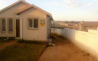 2 Bedroom House in Duvha Park