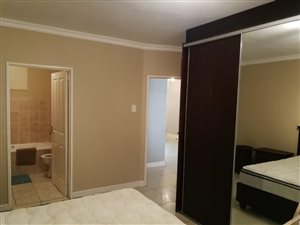 3 Bed Apartment in Illovo Beach
