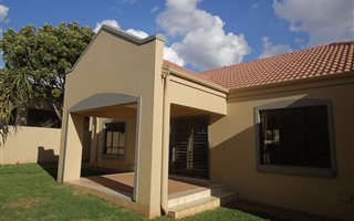 3 Bedroom Townhouse in Boardwalk