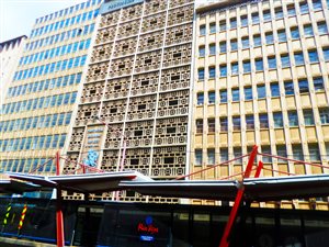 1 Bed Apartment in Johannesburg Central