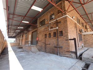 2000 m² Industrial space in Monavoni