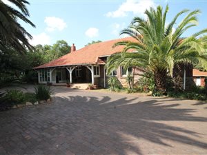 4 Bed House in Houghton Estate