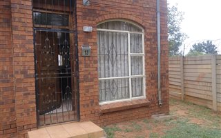 2 Bedroom Duplex in Eden Park