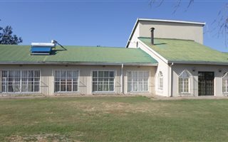 1690 m² Farm in Bloemdal