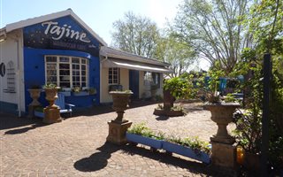 400 m² Retail Space in Westdene