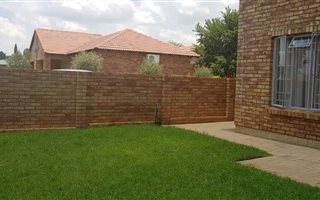 2 Bedroom Apartment in Theresa Park