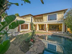 4 Bed House in Dainfern Golf Estate