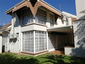 4 Bed Cluster in Waterkloof