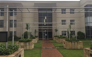 555.77001953125 m² Office Space in Illovo