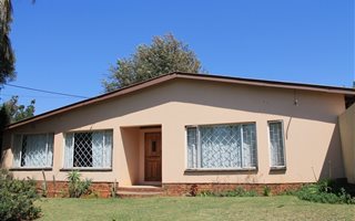5 Bedroom House in Valhalla