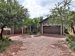 3 Bed House in Copperleaf