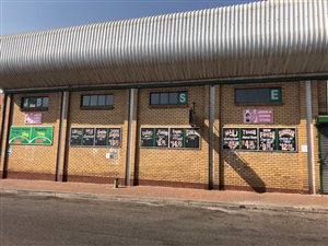 800 m² Commercial space in Brakpan Central