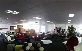 2400 m² Commercial space in Salt River