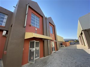 300 m² Industrial space in Glen Austin