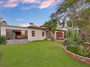 4 Bed House in Johannesburg Central and CBD